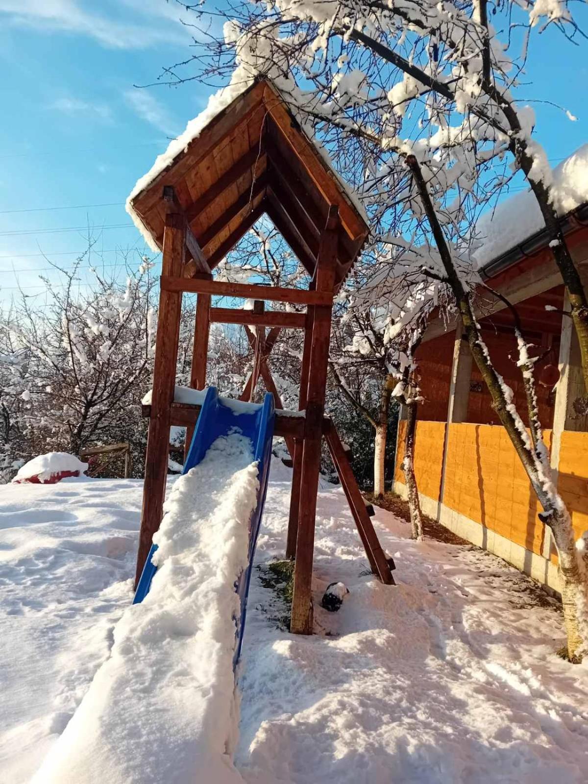 Bungalovi Lana Сараево Экстерьер фото